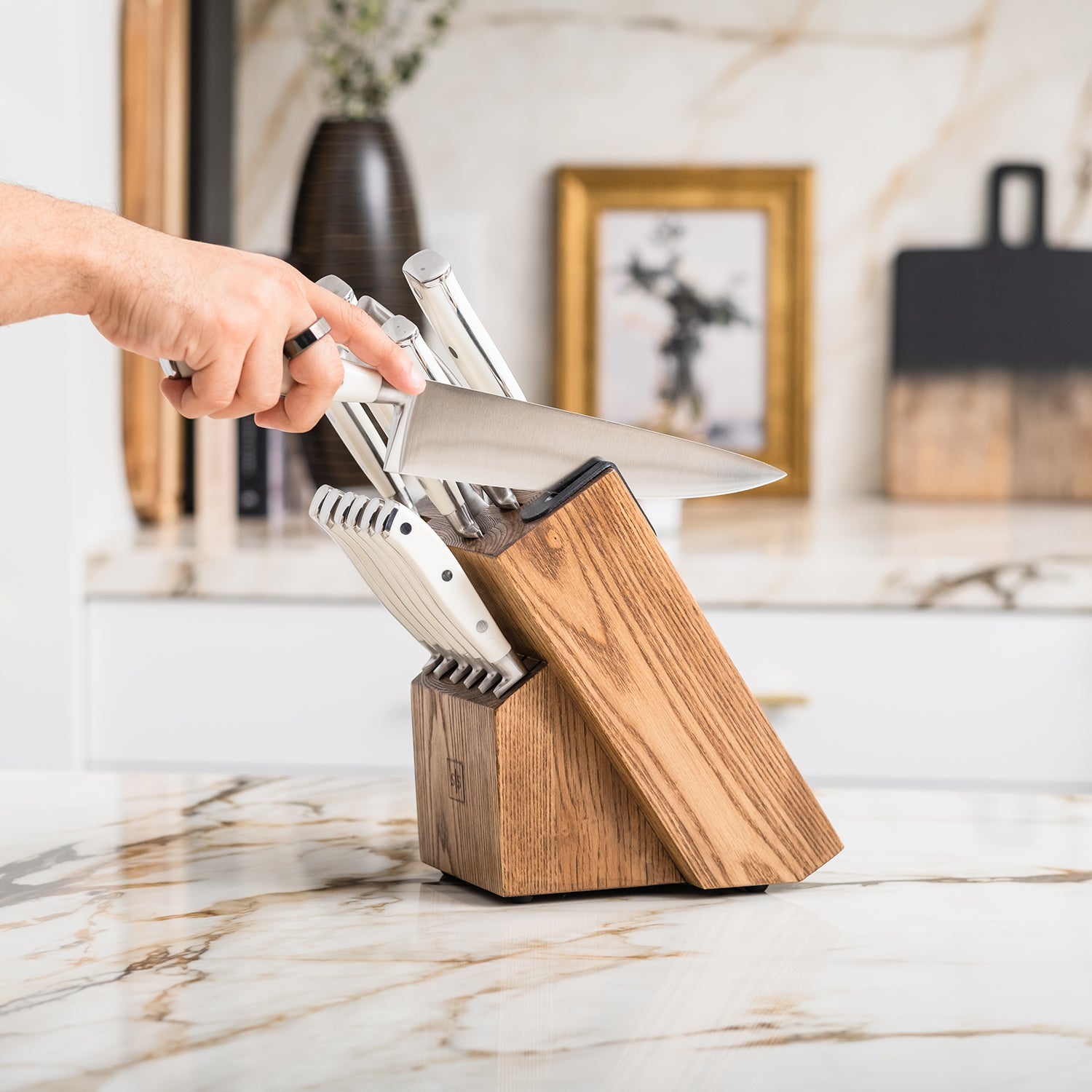 White and Silver Knife Set with Self-Sharpening Block - Styled Settings