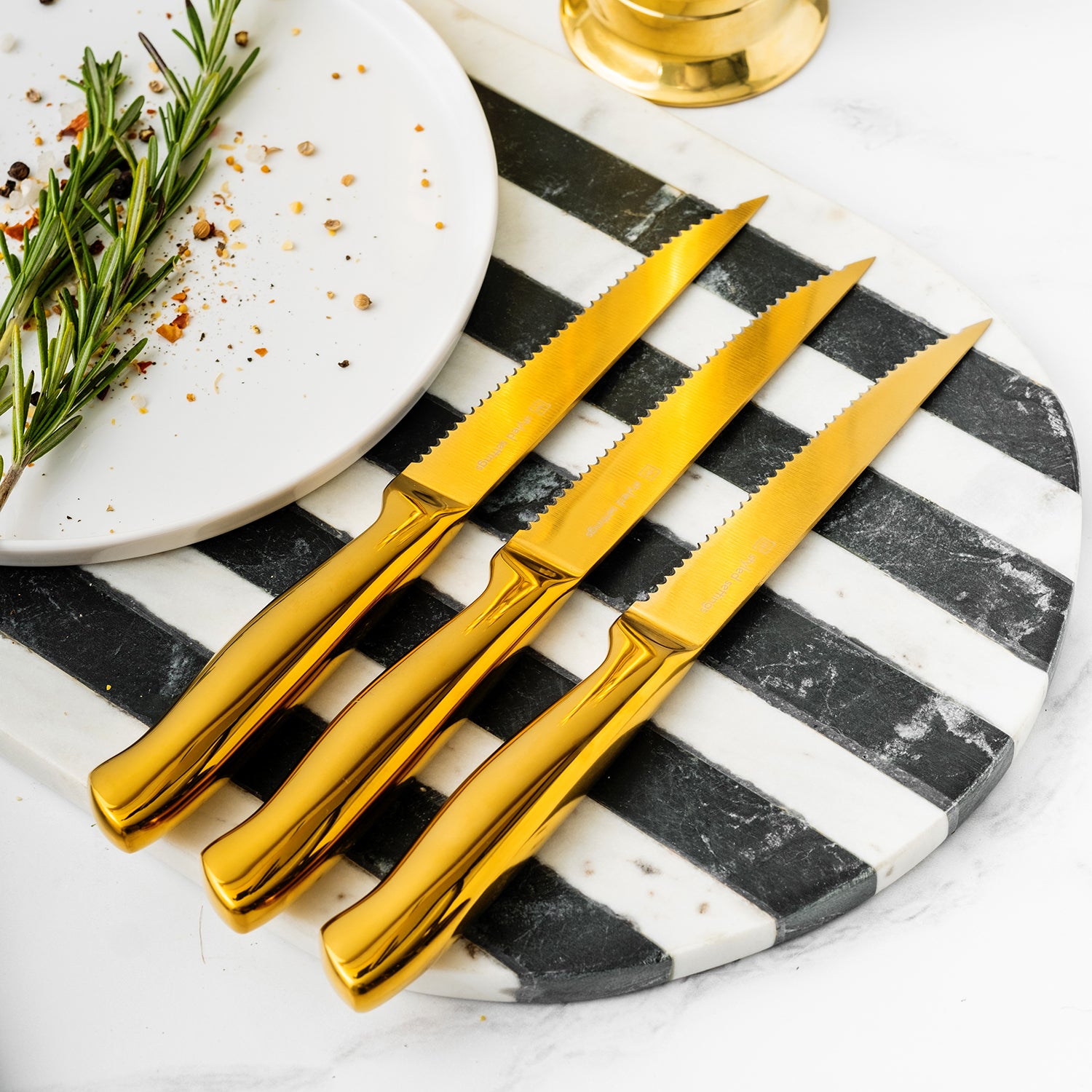 Gold Knife Set with Block Self Sharpening - 14 PC Luxurious Titanium Coated  Gold and Off-White Kitchen Knife Set and White Knife Block with Sharpener