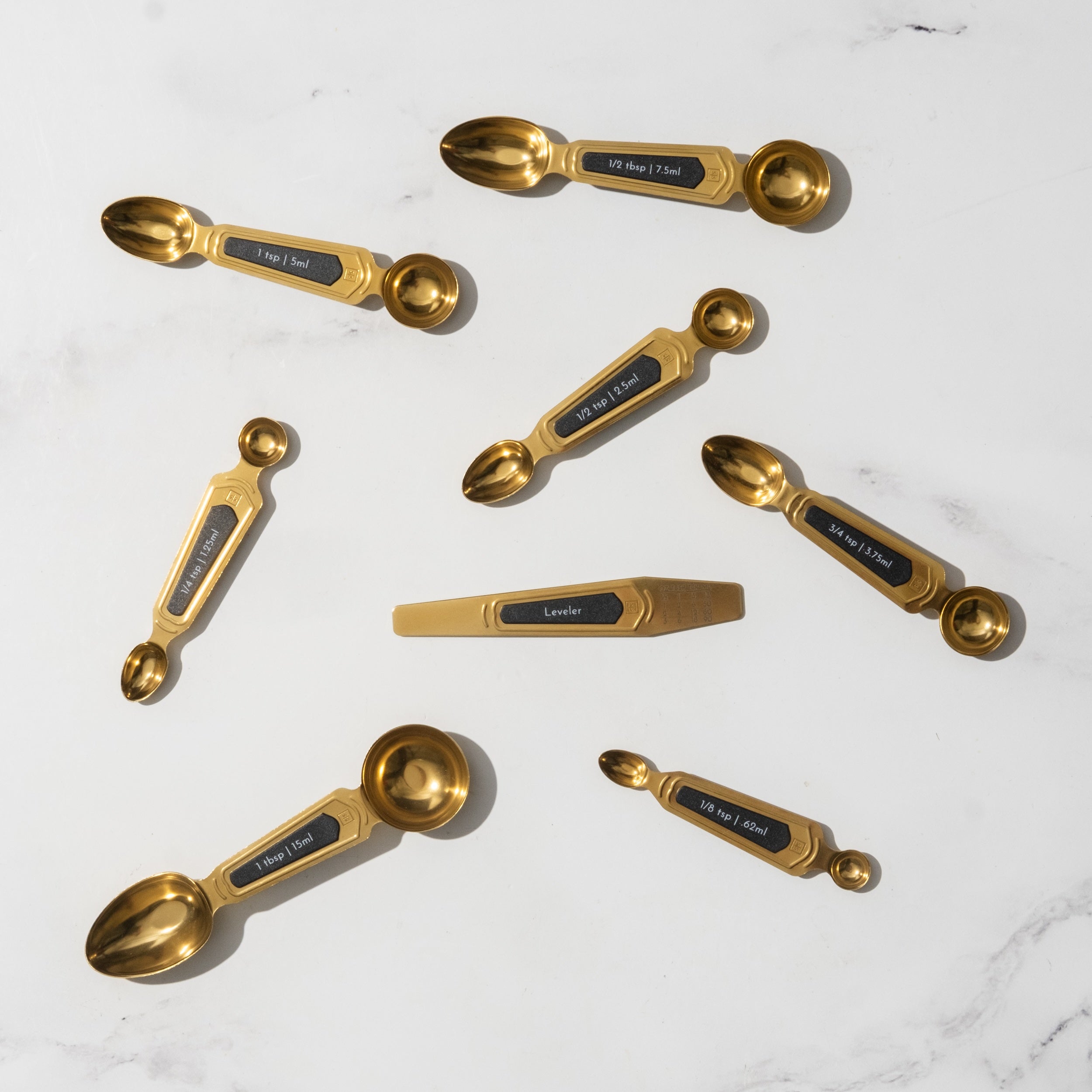 Timeless Black and Gold Magnetic Measuring Spoon Set