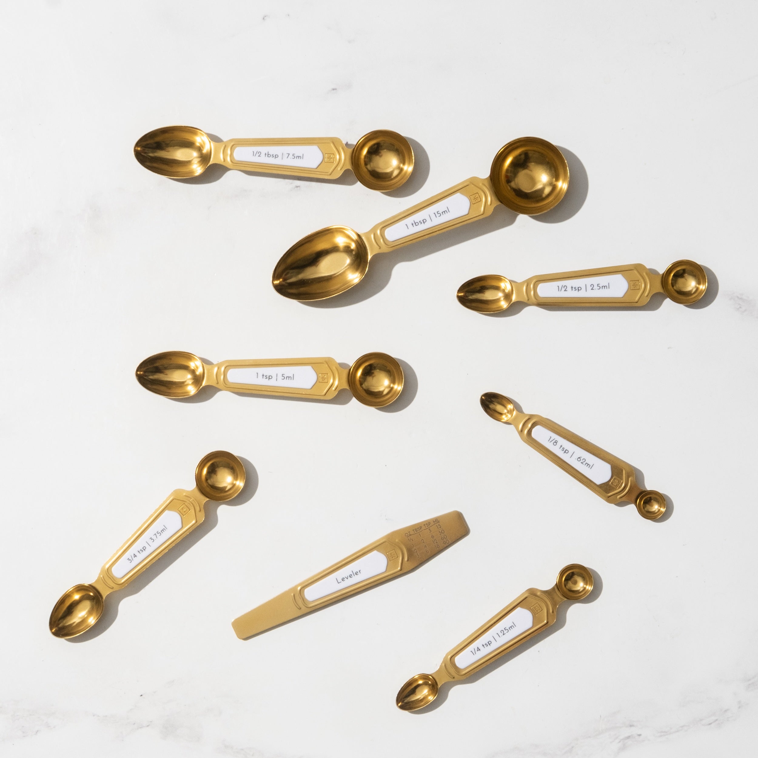 Timeless White and Gold Magnetic Measuring Spoon Set