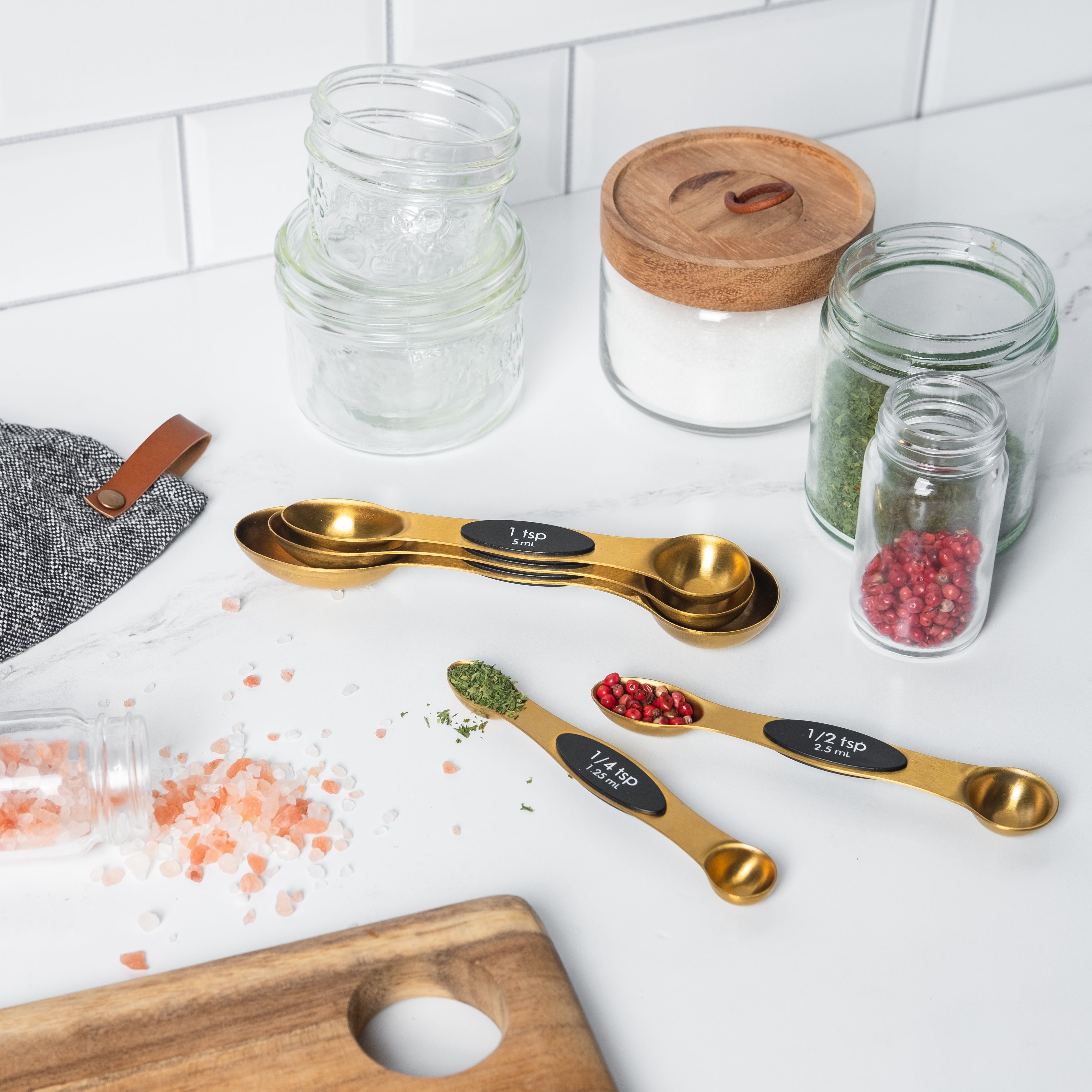 Styled Settings Magnetic Measuring Spoons Set