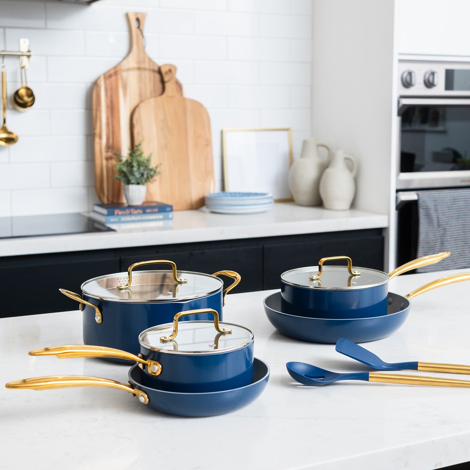 Styled Settings White Pots and Pans Set Nonstick-15 Piece Luxe White Cookware  Set PFOA Free Non Toxic,Oven Safe,Induction Safe Cooking Pot with Strainer  Lid,Gold Cooking Utensils,Gold Pots & Pans… 